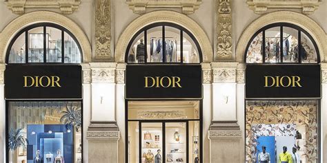 boutique dior napoli|Negozi Dior Napoli, punti vendita, dove acquistare Dior a Napoli.